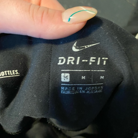 nike dri-fit leggings - Picture 2 of 2